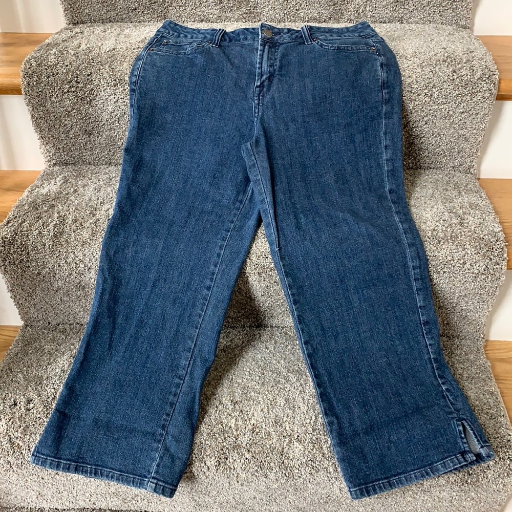 WHBM Midrise Denim Capris